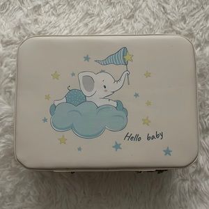 Hello Baby Vintage Case/lunchbox/keepsake